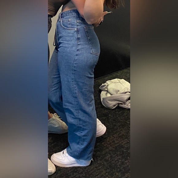 H&M Baggy high waist jeans - Size 4 - Picture 5 of 5